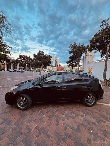 Toyota Prius-6
