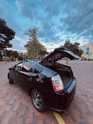 Toyota Prius-14