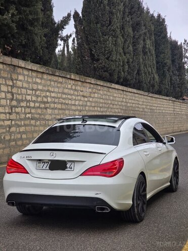 Mercedes CLA 250-3