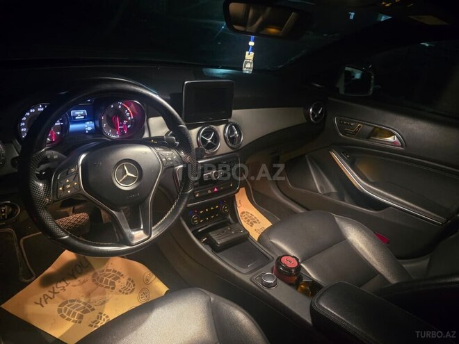Mercedes CLA 250-8