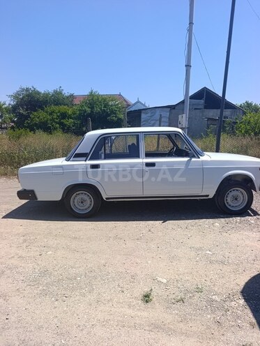 LADA (VAZ) 2107-2