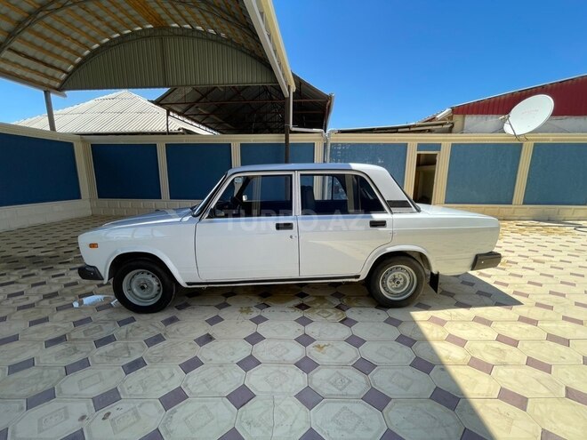LADA (VAZ) 2107-3
