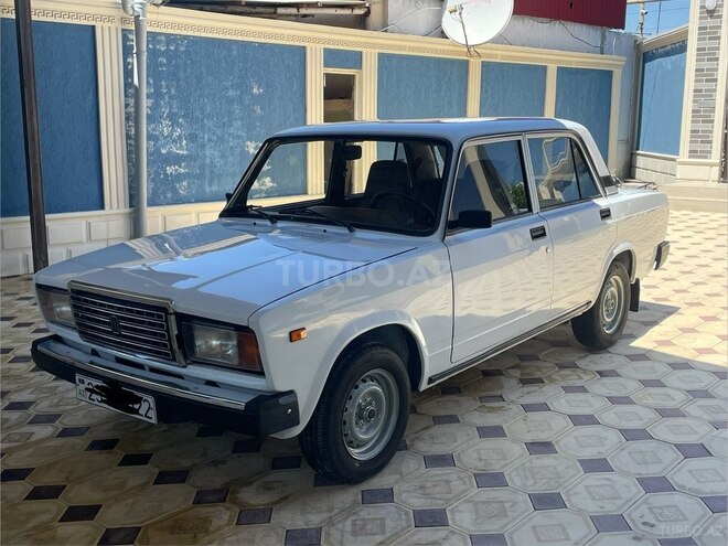 LADA (VAZ) 2107-5