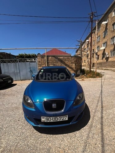 SEAT Leon-1