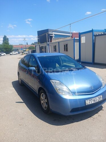 Toyota Prius-3