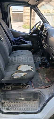 Ford Transit-12