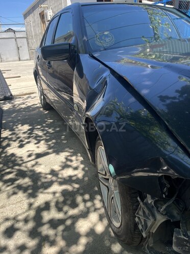 Mercedes C 200-6