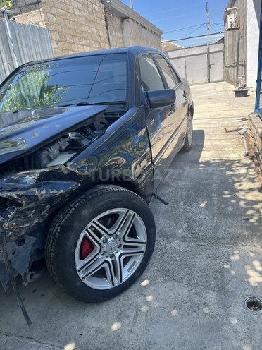 Mercedes C 200-4