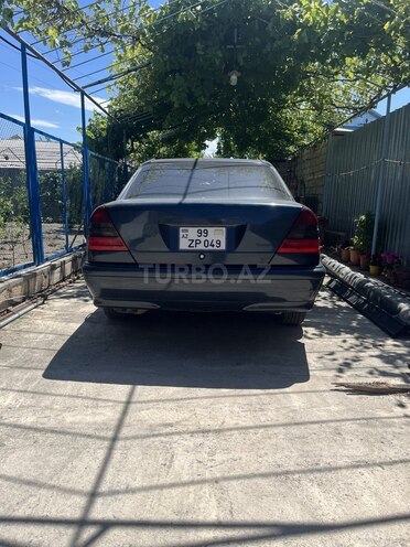 Mercedes C 200-2