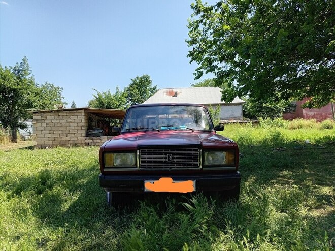 LADA (VAZ) 2107-1