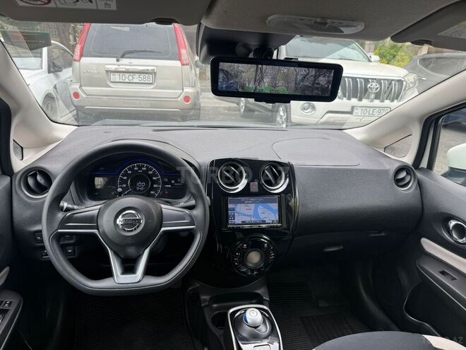 Nissan Note-4