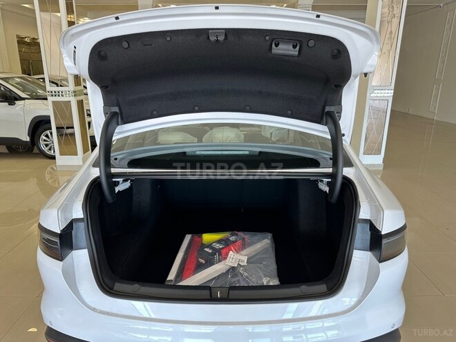 BYD Seal 05-17