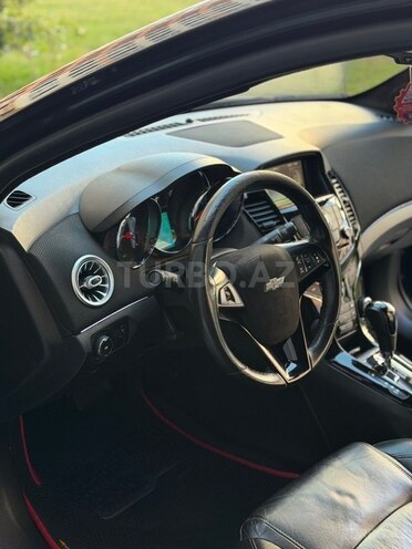 Chevrolet Cruze-14