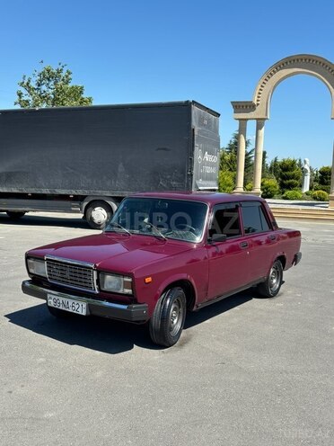 LADA (VAZ) 2107-1