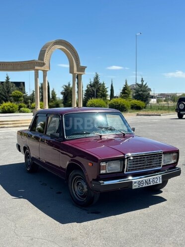 LADA (VAZ) 2107-2