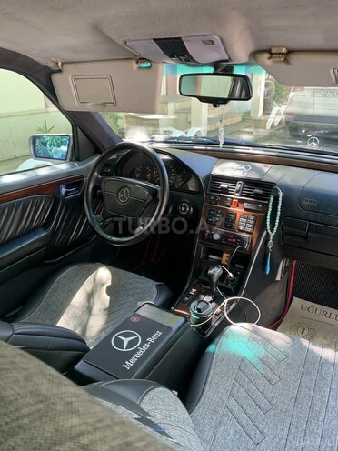 Mercedes C 200-5