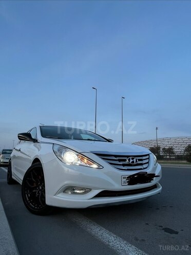 Hyundai Sonata-7