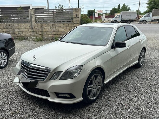 Mercedes E 350-1