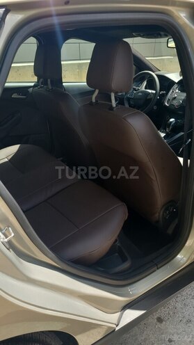 Ford Focus-4
