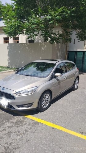 Ford Focus-7
