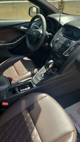 Ford Focus-2