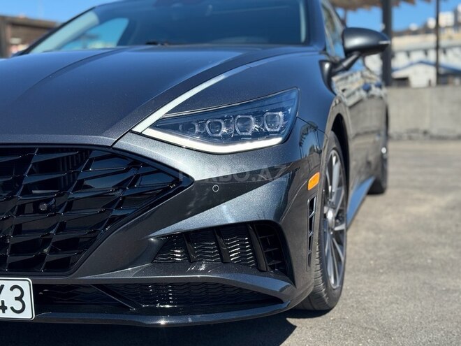 Hyundai Sonata-2