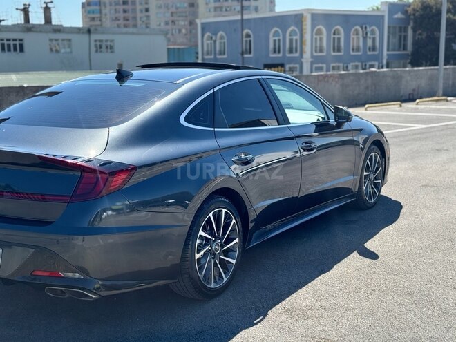 Hyundai Sonata-6