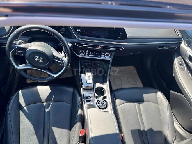 Hyundai Sonata-13