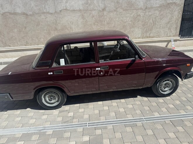 LADA (VAZ) 2107-4