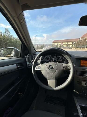 Opel Astra-16