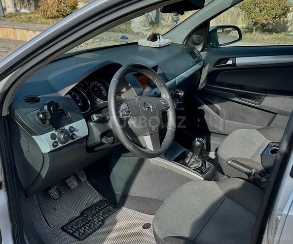 Opel Astra-19
