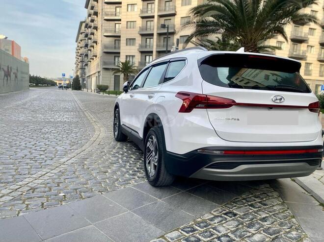 Hyundai Santa Fe-5