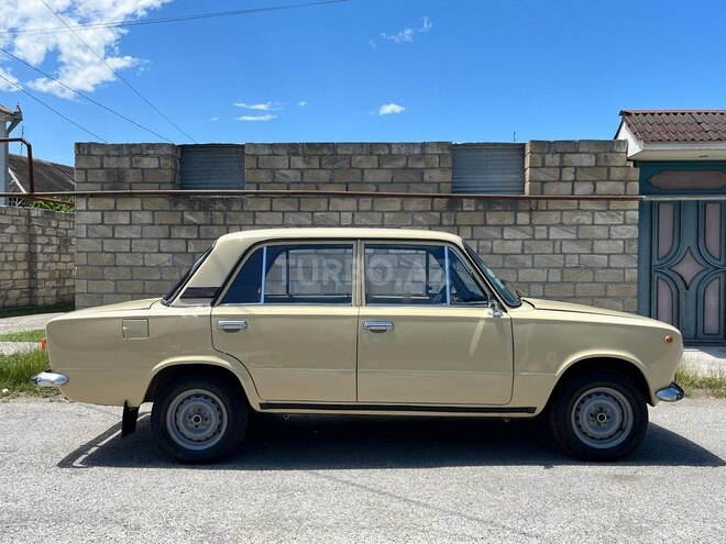 LADA (VAZ) 21011-7