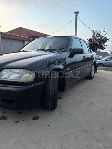 Mercedes C 240-3
