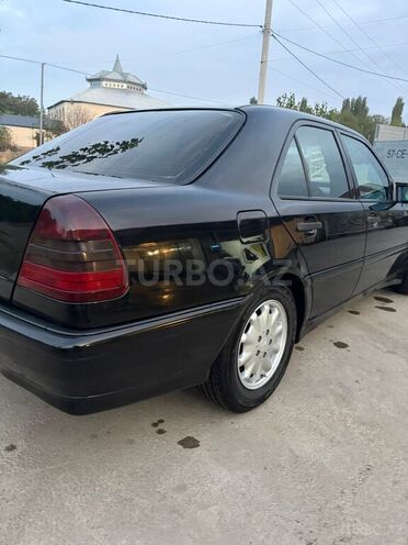 Mercedes C 240-4