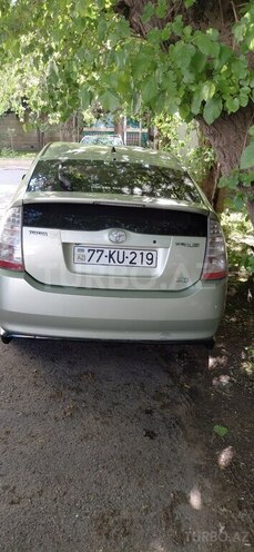 Toyota Prius-7