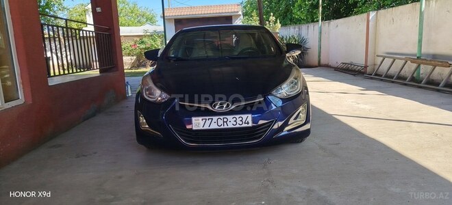 Hyundai Elantra-1