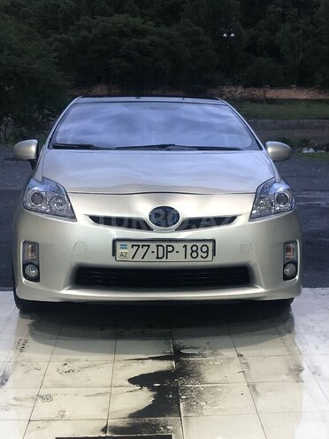 Toyota Prius-1