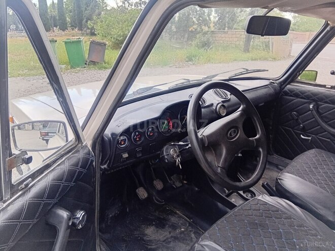 LADA (VAZ) 2106-7
