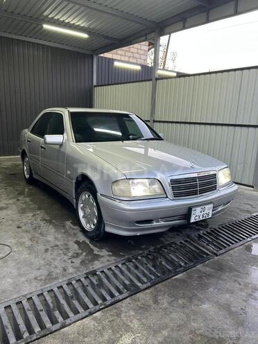 Mercedes C 230-3