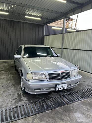 Mercedes C 230-9