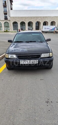 Opel Astra-1