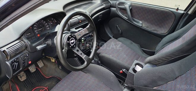 Opel Astra-7