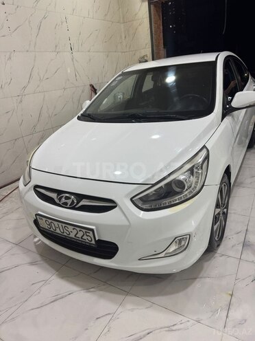 Hyundai Accent-1