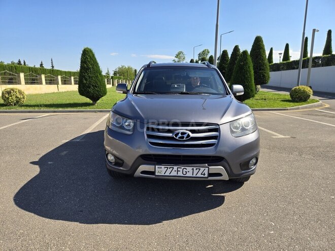 Hyundai Santa Fe-1