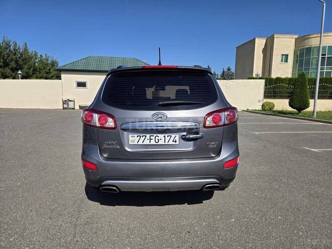 Hyundai Santa Fe-2