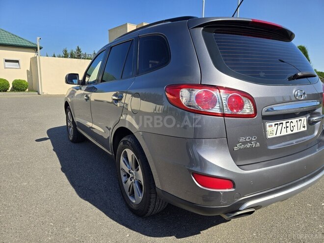Hyundai Santa Fe-7
