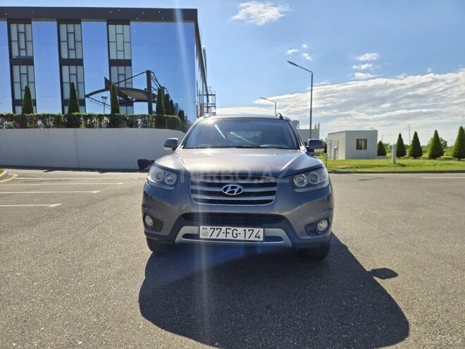 Hyundai Santa Fe-4