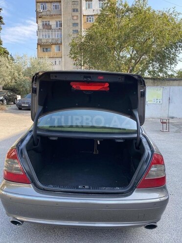 Mercedes E 350-7