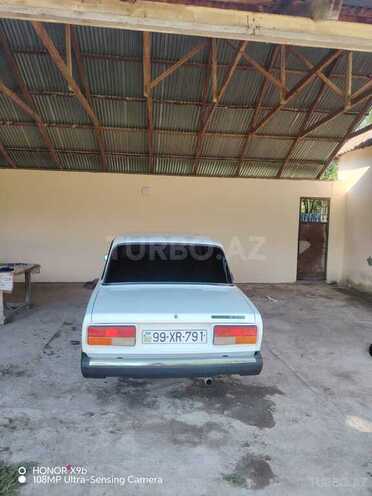 LADA (VAZ) 2107-2